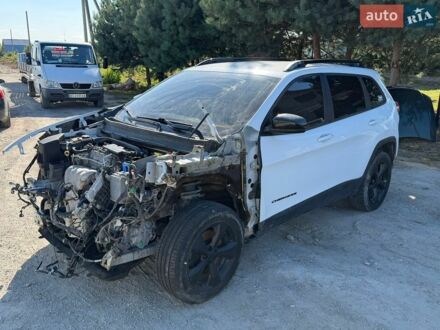 Білий Джип Cherokee, об'ємом двигуна 2.36 л та пробігом 260 тис. км за 4500 $, фото 1 на Automoto.ua
