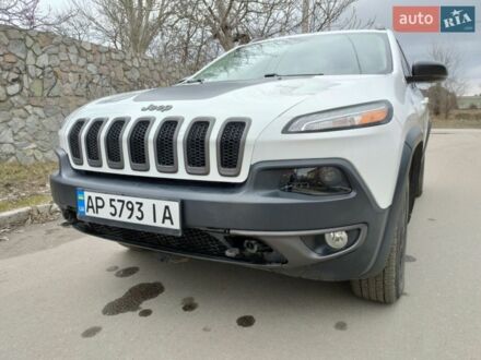 Белый Джип Чероки, объемом двигателя 3.2 л и пробегом 75 тыс. км за 19000 $, фото 1 на Automoto.ua