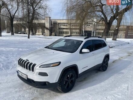 Білий Джип Cherokee, об'ємом двигуна 2.36 л та пробігом 135 тис. км за 13000 $, фото 1 на Automoto.ua