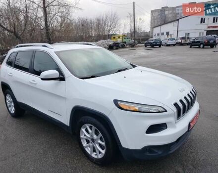 Белый Джип Чероки, объемом двигателя 0 л и пробегом 189 тыс. км за 11700 $, фото 1 на Automoto.ua