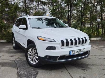 Белый Джип Чероки, объемом двигателя 2.4 л и пробегом 161 тыс. км за 15400 $, фото 1 на Automoto.ua