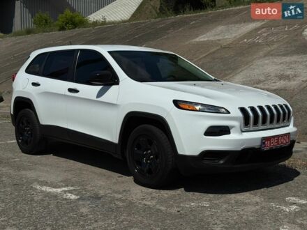 Білий Джип Cherokee, об'ємом двигуна 2.4 л та пробігом 200 тис. км за 10700 $, фото 1 на Automoto.ua