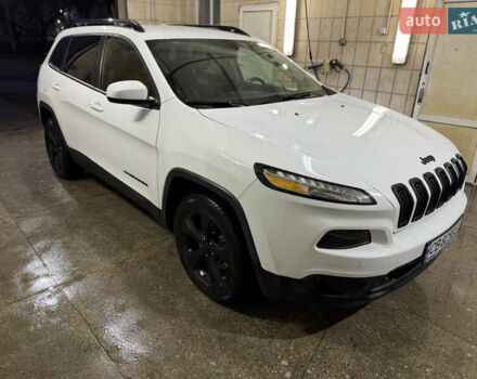 Белый Джип Чероки, объемом двигателя 3.24 л и пробегом 192 тыс. км за 13700 $, фото 1 на Automoto.ua