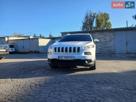 Белый Джип Чероки, объемом двигателя 2.4 л и пробегом 170 тыс. км за 11500 $, фото 1 на Automoto.ua