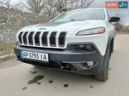 Белый Джип Чероки, объемом двигателя 3.2 л и пробегом 75 тыс. км за 19000 $, фото 1 на Automoto.ua