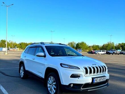 Білий Джип Cherokee, об'ємом двигуна 2 л та пробігом 162 тис. км за 18500 $, фото 1 на Automoto.ua