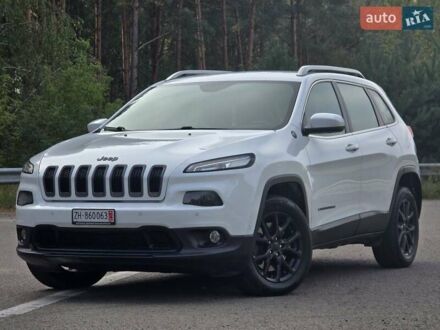 Джип Чероки 2015 в Ковель на Automoto.ua Белый Джип Чероки, объемом двигателя 2.2 л и пробегом 148 тыс. км за 15999 $, фото 1 на Automoto.ua