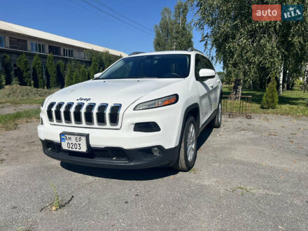 Джип Чероки 2015 в Житомире на Automoto.ua Белый Джип Чероки, объемом двигателя 3.2 л и пробегом 255 тыс. км за 13200 $, фото 1 на Automoto.ua