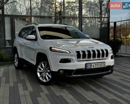 Білий Джип Cherokee, об'ємом двигуна 2.36 л та пробігом 155 тис. км за 13900 $, фото 1 на Automoto.ua