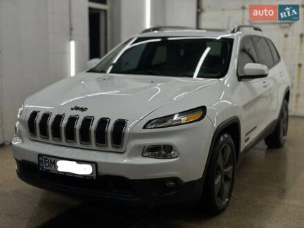 Білий Джип Cherokee, об'ємом двигуна 3.24 л та пробігом 131 тис. км за 14000 $, фото 1 на Automoto.ua