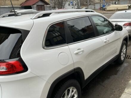 Джип Чероки 2016 в Полтаве на Automoto.ua Белый Джип Чероки, объемом двигателя 3.2 л и пробегом 123 тыс. км за 16300 $, фото 1 на Automoto.ua