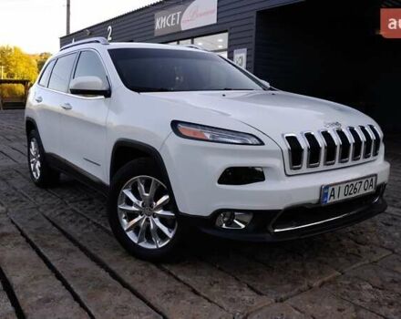 Білий Джип Cherokee, об'ємом двигуна 2.36 л та пробігом 150 тис. км за 17500 $, фото 1 на Automoto.ua