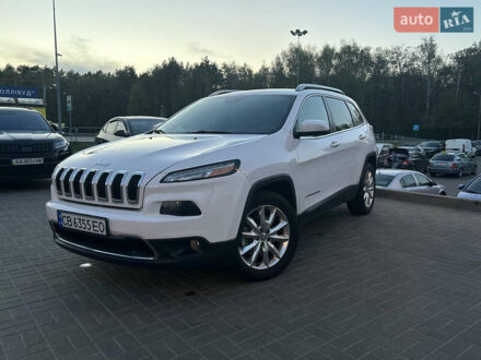 Джип Чероки 2016 в Чернигове на Automoto.ua Белый Джип Чероки, объемом двигателя 2.36 л и пробегом 155 тыс. км за 14500 $, фото 1 на Automoto.ua