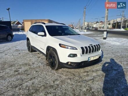 Белый Джип Чероки, объемом двигателя 2.36 л и пробегом 71 тыс. км за 12900 $, фото 1 на Automoto.ua