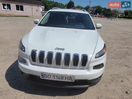 Білий Джип Cherokee, об'ємом двигуна 2.36 л та пробігом 113 тис. км за 17500 $, фото 1 на Automoto.ua