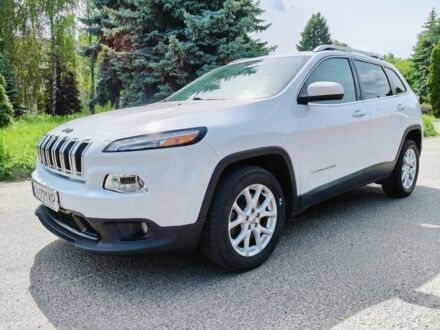 Білий Джип Cherokee, об'ємом двигуна 0 л та пробігом 181 тис. км за 11671 $, фото 1 на Automoto.ua