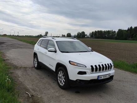 Білий Джип Cherokee, об'ємом двигуна 2.36 л та пробігом 148 тис. км за 13200 $, фото 1 на Automoto.ua