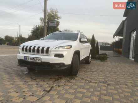 Джип Cherokee 2017 у Котельве на Automoto.ua Білий Джип Cherokee, об'ємом двигуна 2.36 л та пробігом 160 тис. км за 16000 $, фото 1 на Automoto.ua