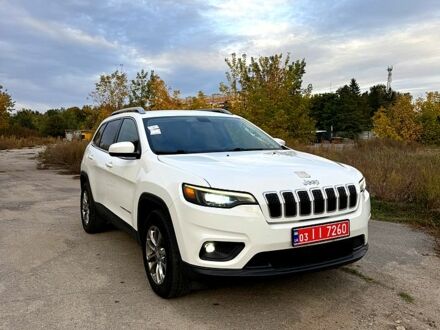 Білий Джип Cherokee, об'ємом двигуна 2.4 л та пробігом 202 тис. км за 11800 $, фото 1 на Automoto.ua