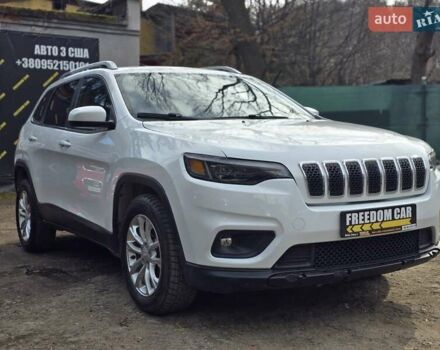Білий Джип Cherokee, об'ємом двигуна 2.36 л та пробігом 56 тис. км за 14500 $, фото 1 на Automoto.ua