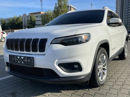 Білий Джип Cherokee, об'ємом двигуна 3.2 л та пробігом 107 тис. км за 16864 $, фото 1 на Automoto.ua