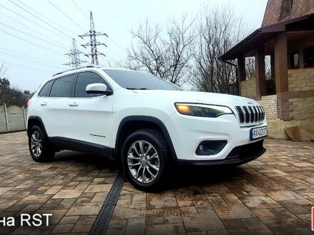 Белый Джип Чероки, объемом двигателя 2.4 л и пробегом 156 тыс. км за 14900 $, фото 1 на Automoto.ua