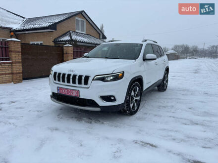 Белый Джип Чероки, объемом двигателя 3.2 л и пробегом 128 тыс. км за 16500 $, фото 1 на Automoto.ua