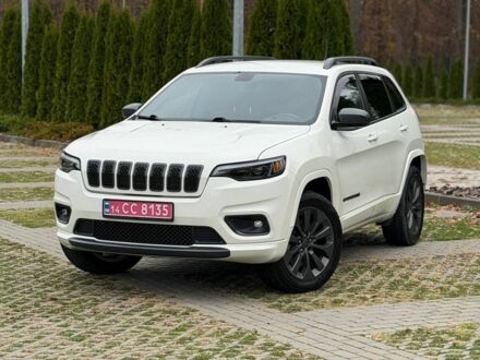 Белый Джип Чероки, объемом двигателя 0 л и пробегом 114 тыс. км за 17800 $, фото 1 на Automoto.ua