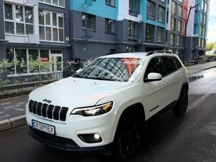 Білий Джип Cherokee, об'ємом двигуна 2.36 л та пробігом 133 тис. км за 17400 $, фото 1 на Automoto.ua