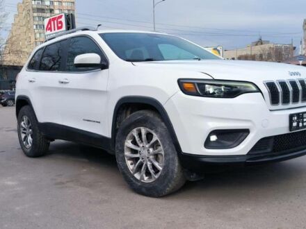 Білий Джип Cherokee, об'ємом двигуна 2.36 л та пробігом 115 тис. км за 16000 $, фото 1 на Automoto.ua