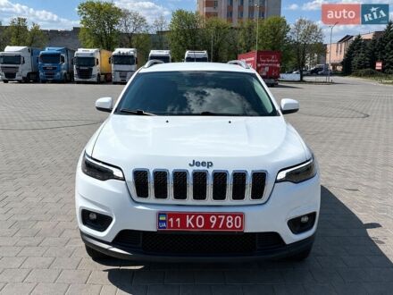 Белый Джип Чероки, объемом двигателя 2.36 л и пробегом 116 тыс. км за 9400 $, фото 1 на Automoto.ua
