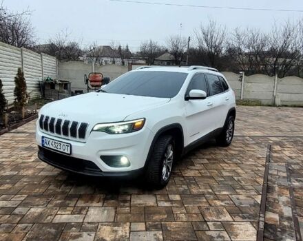 Белый Джип Чероки, объемом двигателя 2.4 л и пробегом 156 тыс. км за 14900 $, фото 1 на Automoto.ua