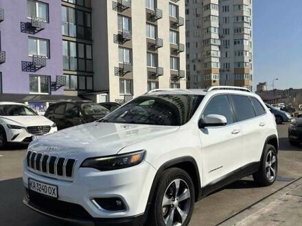 Джип Чероки 2018 в Киеве на Automoto.ua Белый Джип Чероки, объемом двигателя 2.36 л и пробегом 161 тыс. км за 16700 $, фото 1 на Automoto.ua