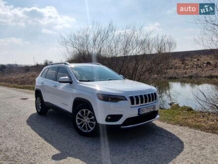 Білий Джип Cherokee, об'ємом двигуна 2.36 л та пробігом 102 тис. км за 15700 $, фото 1 на Automoto.ua