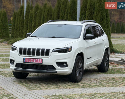 Білий Джип Cherokee, об'ємом двигуна 3.24 л та пробігом 114 тис. км за 18500 $, фото 1 на Automoto.ua
