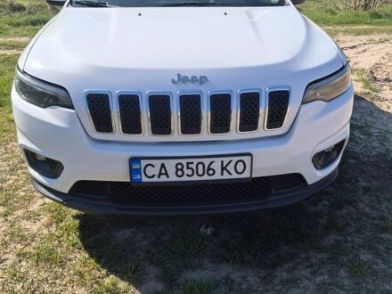 Білий Джип Cherokee, об'ємом двигуна 2.36 л та пробігом 74 тис. км за 18399 $, фото 1 на Automoto.ua