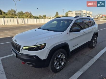 Білий Джип Cherokee, об'ємом двигуна 3.24 л та пробігом 185 тис. км за 20000 $, фото 1 на Automoto.ua