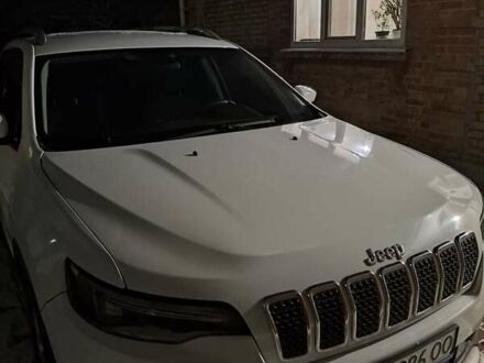 Джип Cherokee 2018 у Кропивницькому (Кіровограді) на Automoto.ua Білий Джип Cherokee, об'ємом двигуна 2.36 л та пробігом 138 тис. км за 17500 $, фото 1 на Automoto.ua