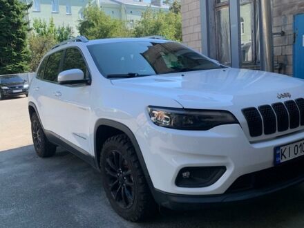 Білий Джип Cherokee, об'ємом двигуна 2.36 л та пробігом 170 тис. км за 13390 $, фото 1 на Automoto.ua
