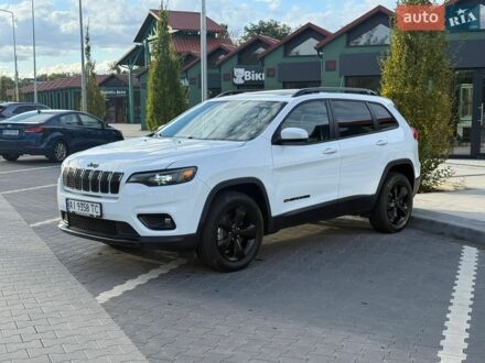 Білий Джип Cherokee, об'ємом двигуна 2.36 л та пробігом 75 тис. км за 15900 $, фото 1 на Automoto.ua