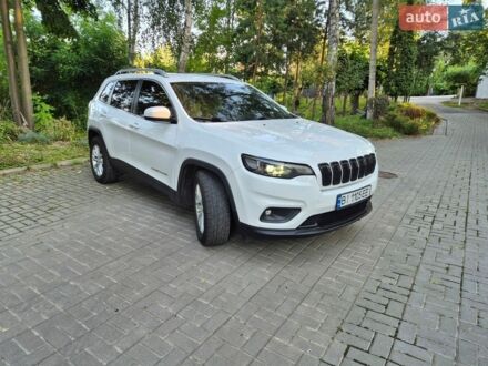 Белый Джип Чероки, объемом двигателя 2.4 л и пробегом 73 тыс. км за 15300 $, фото 1 на Automoto.ua