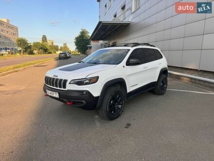 Білий Джип Cherokee, об'ємом двигуна 3.24 л та пробігом 101 тис. км за 19700 $, фото 1 на Automoto.ua