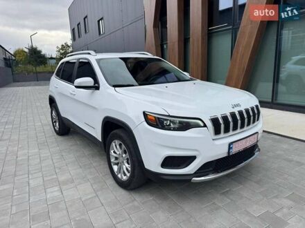 Джип Чероки 2019 в Луцке на Automoto.ua Белый Джип Чероки, объемом двигателя 3.24 л и пробегом 97 тыс. км за 14300 $, фото 1 на Automoto.ua