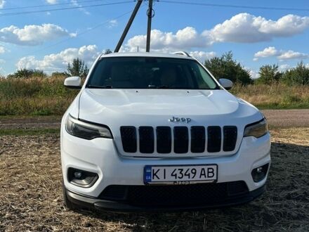 Белый Джип Чероки, объемом двигателя 2.36 л и пробегом 142 тыс. км за 17000 $, фото 1 на Automoto.ua