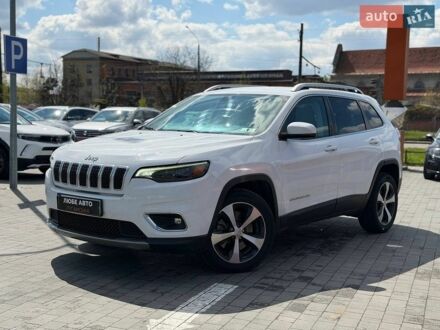 Белый Джип Чероки, объемом двигателя 2.36 л и пробегом 150 тыс. км за 13400 $, фото 1 на Automoto.ua