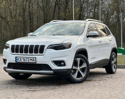Белый Джип Чероки, объемом двигателя 2.4 л и пробегом 98 тыс. км за 9900 $, фото 1 на Automoto.ua