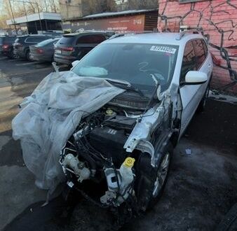 Белый Джип Чероки, объемом двигателя 2.36 л и пробегом 101 тыс. км за 7500 $, фото 1 на Automoto.ua