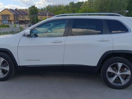 Білий Джип Cherokee, об'ємом двигуна 2.36 л та пробігом 94 тис. км за 16800 $, фото 1 на Automoto.ua