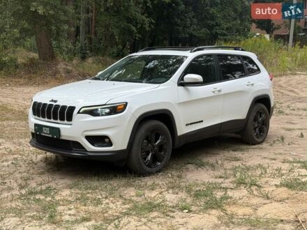 Білий Джип Cherokee, об'ємом двигуна 2.36 л та пробігом 75 тис. км за 16300 $, фото 1 на Automoto.ua