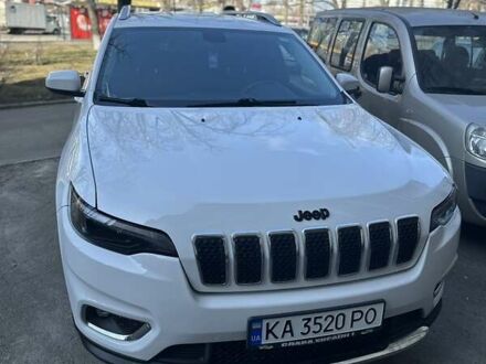 Білий Джип Cherokee, об'ємом двигуна 2.36 л та пробігом 141 тис. км за 16300 $, фото 1 на Automoto.ua